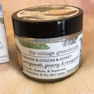 Orange Blossom Honey Scented Mask by The Cottage Greenhouse NWT 2oz glass jar